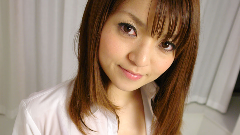 Kimoko Tsuji had a very hard day at work, because of many documents she