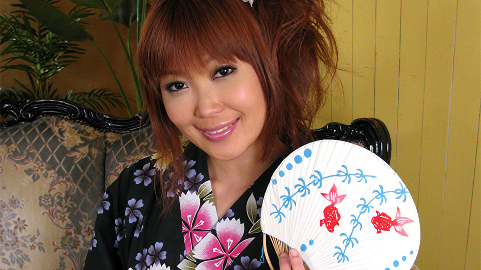 Cute Asian lady Yuno Hoshi gets pleased by a horny young man. This babe