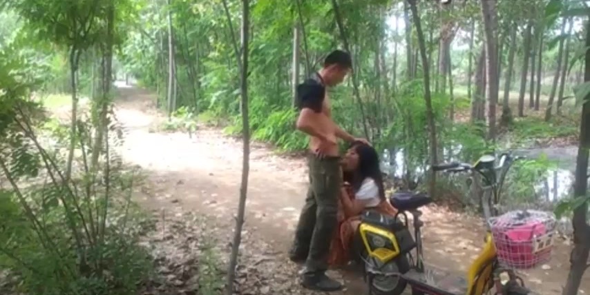 Outdoor Chinese Live Sex