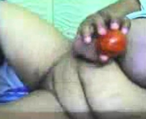 Fat, busty Indian BBW rubs her pussy