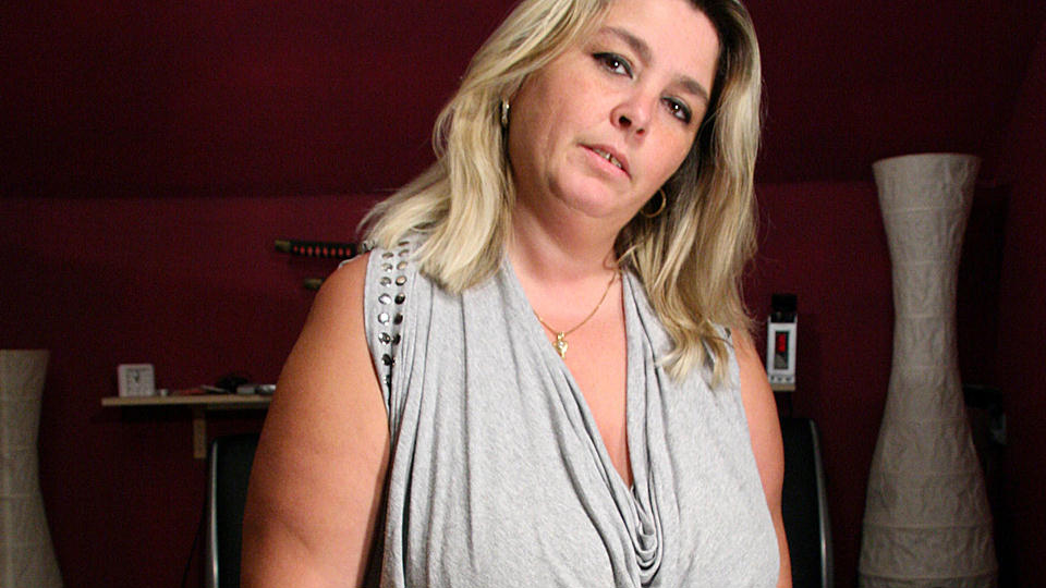Big titted chubby mama getting naughty