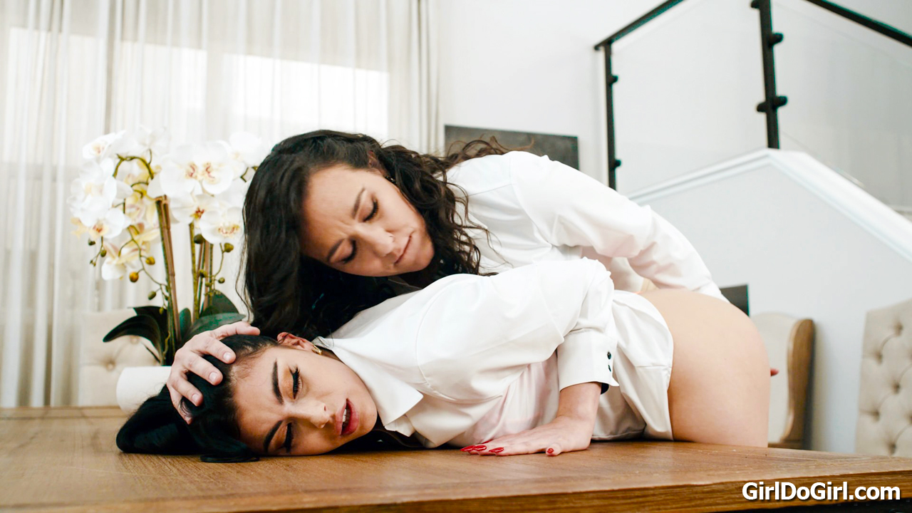 When she pulled my hair and spanked me I knew Id BETTER OBEY