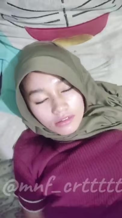 HIJAB LAGI TIDUR MALAH D ENTOD