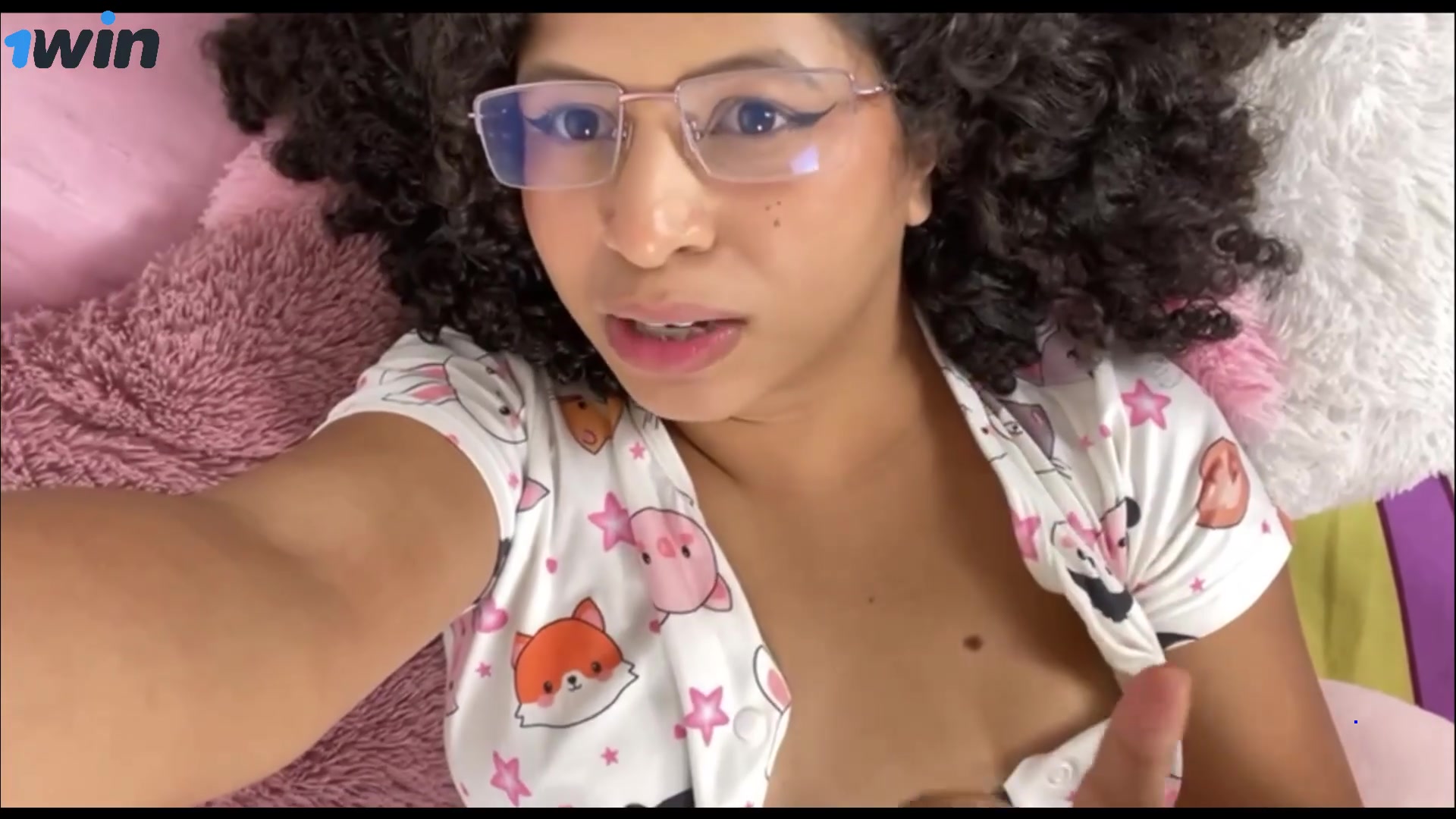 Cutebunnybell milks and shares all her desires while reaching climax - the best