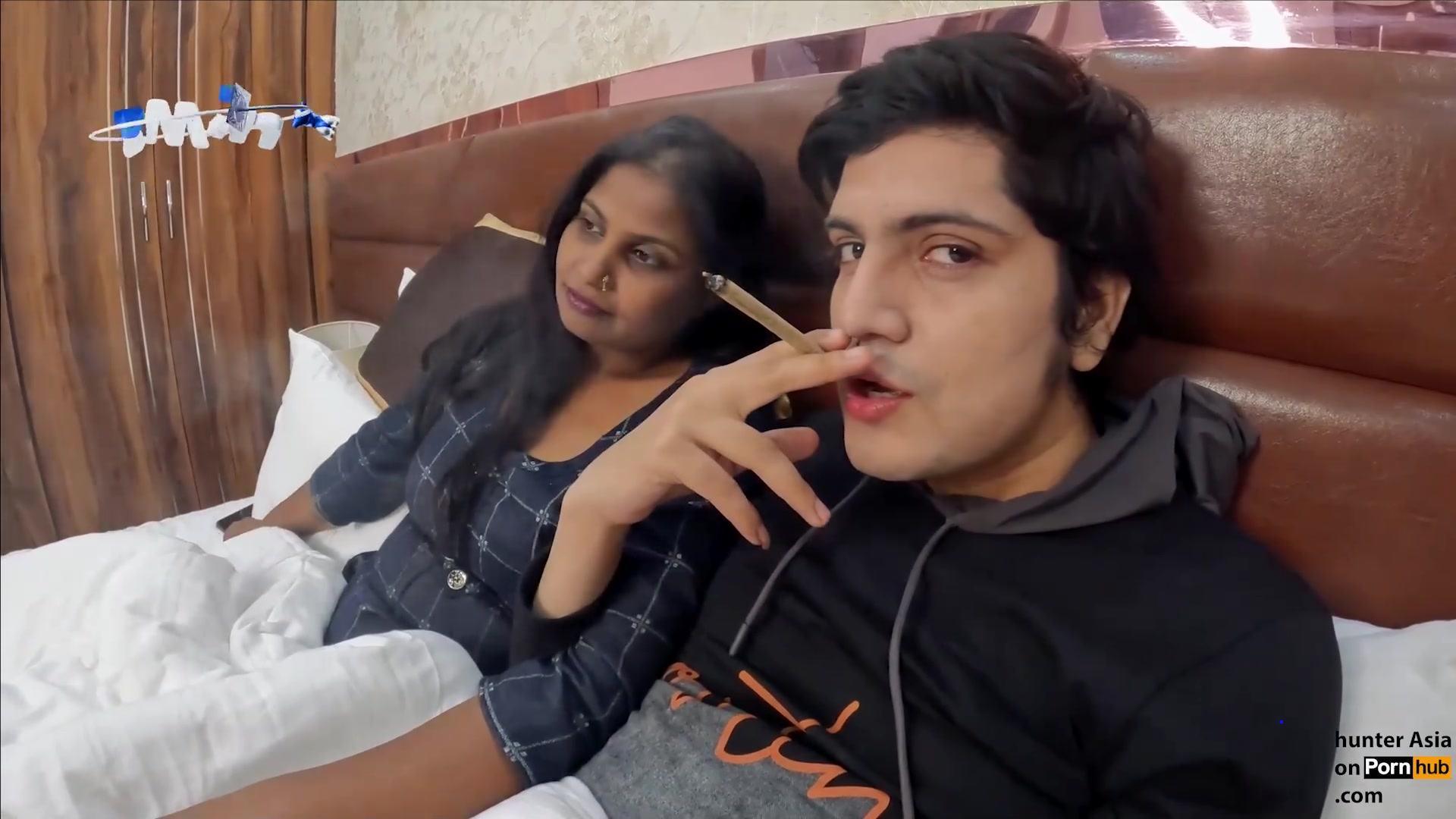 Hot Sandhya Bhabhi in Hotel, prepped for XXX Porn!