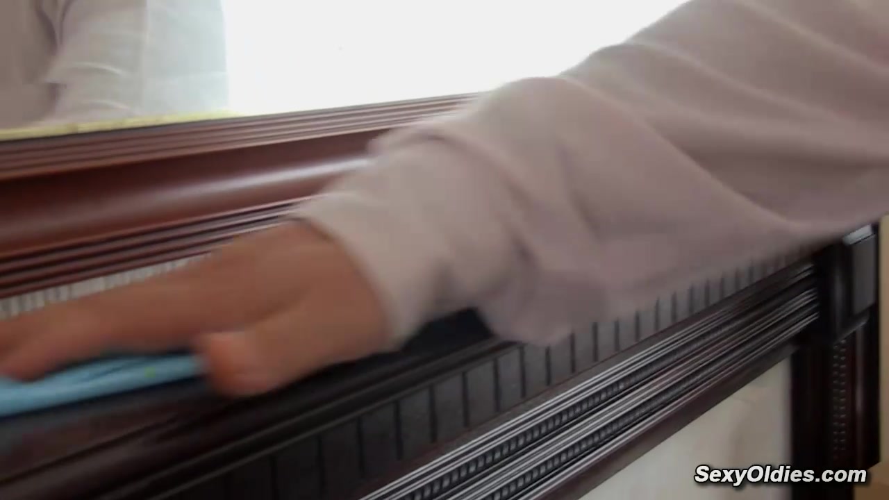 Bathroom sex with a wife Elicia Solis in a new house