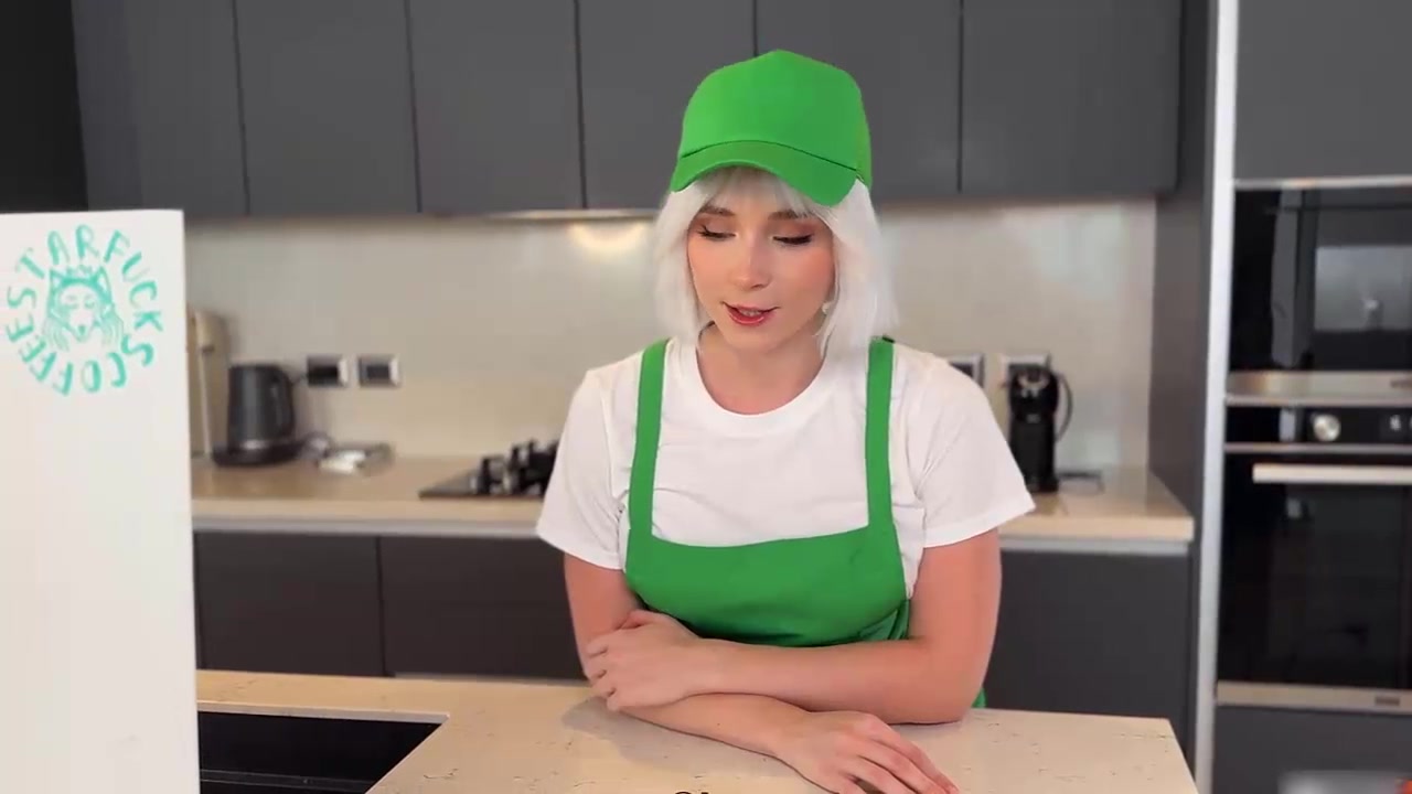 Sweetie Foxs Barista Blowout Rough Fucking the Blonde Beautys Hot Holes