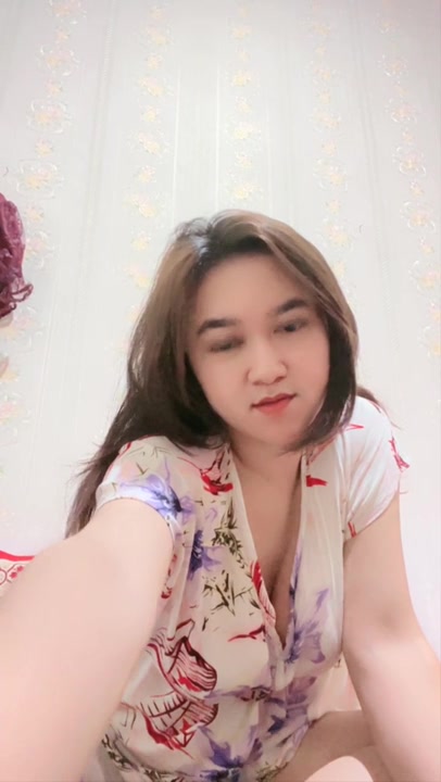 Adelisa Host Barbar Gede Banget Tt Nya