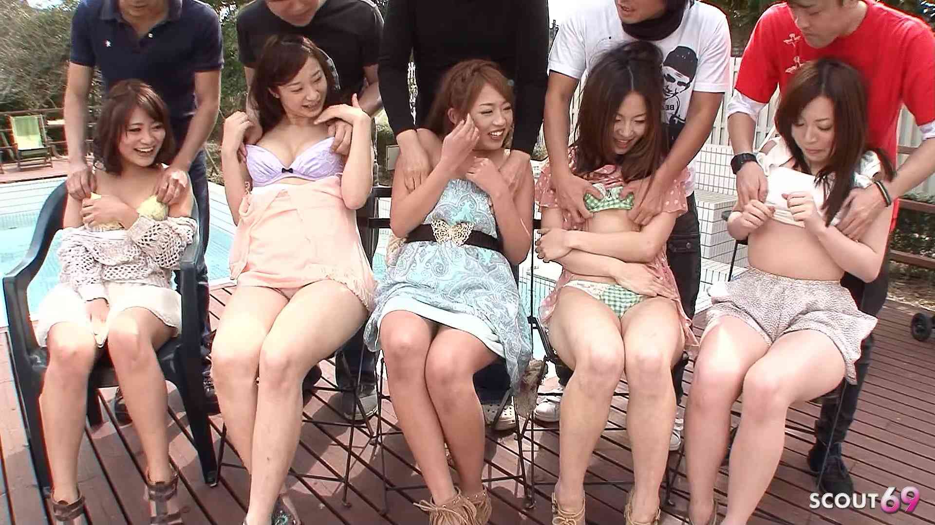 Uncensored Japanese Blowbang Orgy