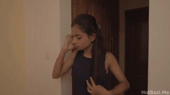 छुट्टियों me aayi stepsis ki friend ko choda bed par!!