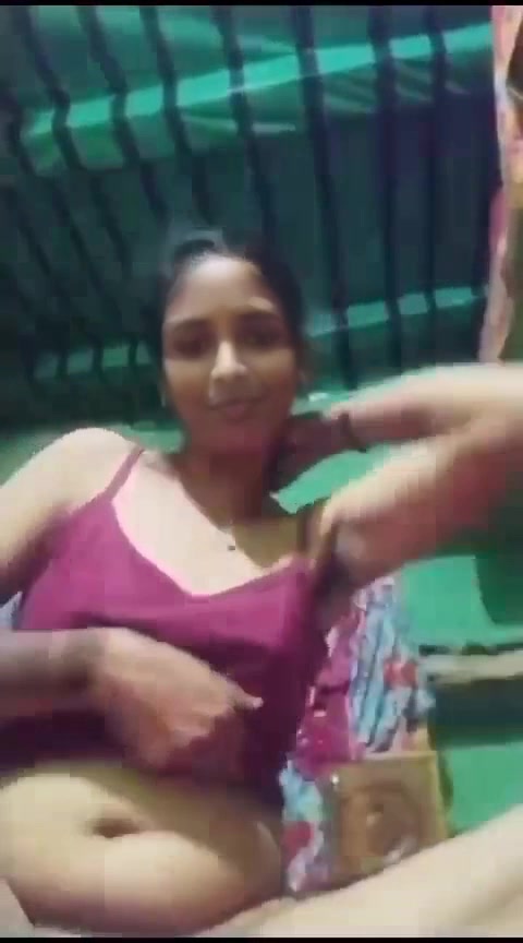 Gouthami reddy manthena sexy lanje showing boobs & pussy to servent in village