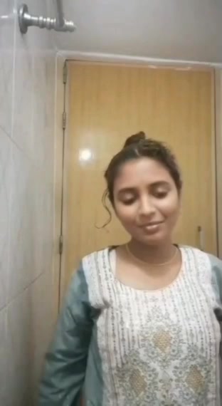 Gouthami reddy manthena removing her chudidar & showing her bra and milky boobs
