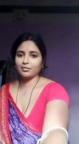 Gouthami reddy manthena sexy lanje removing saree & milky Boobs with