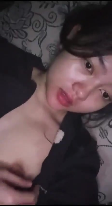 Adek Riani colmek