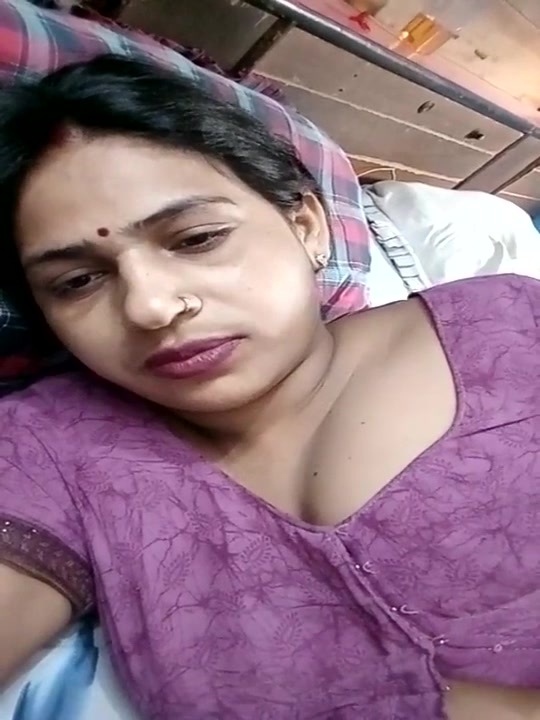 Hindi LIVEGIRLS Noughty_Bhabhi Model Live