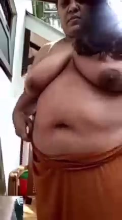BBW Milf masturbating pussy outdoors