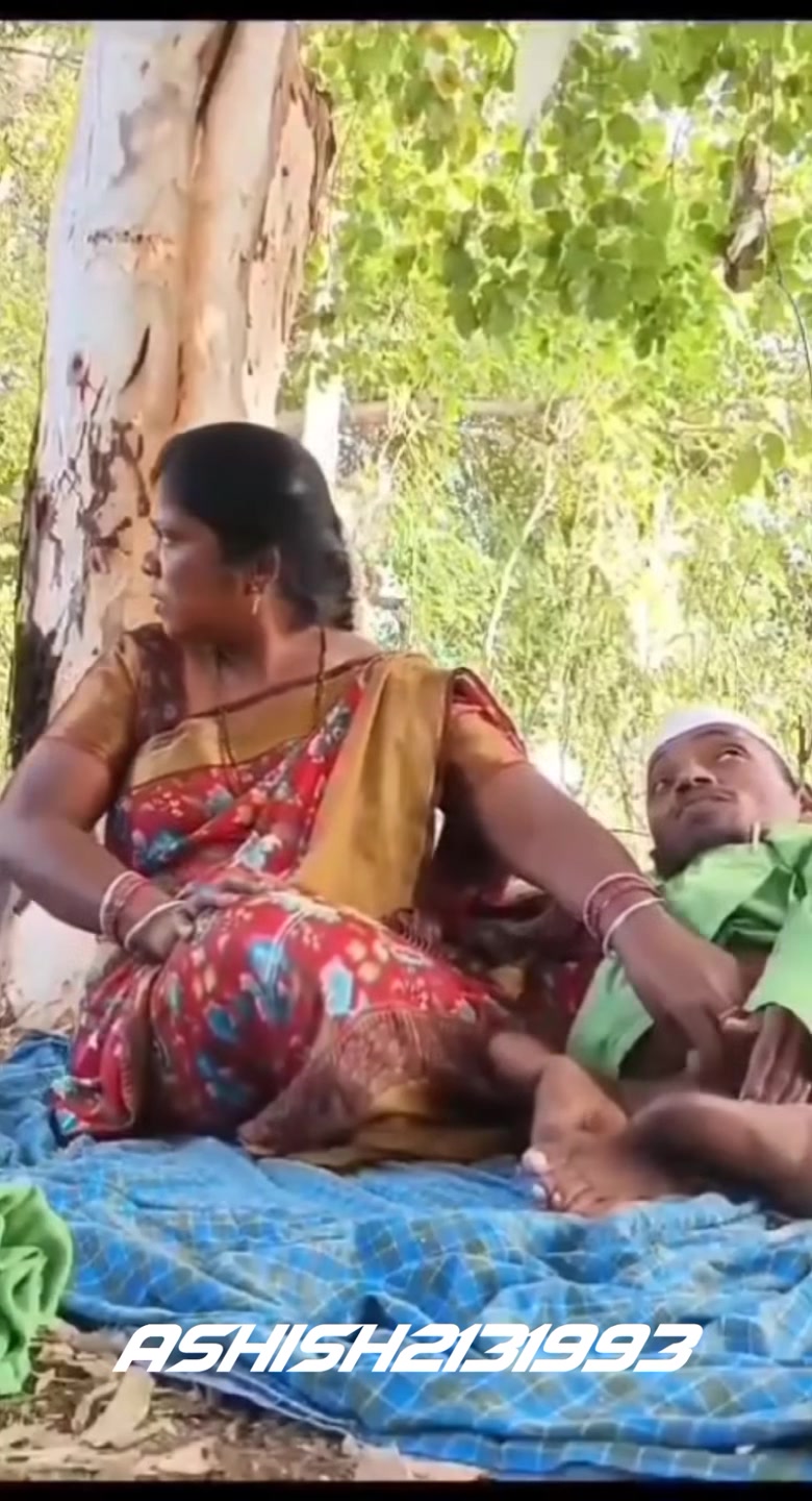 Indian Desi Paid Randi In Saree Viral Outdoor Sex With Short Guy