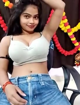 Husa-Malika Showing Boobs & Pussy On PRIVATE StripChat Show ~ With FACE