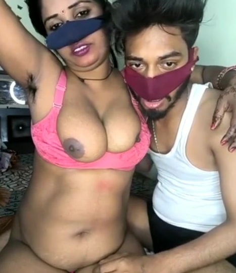 Indian Lust Couple Stripchat Show