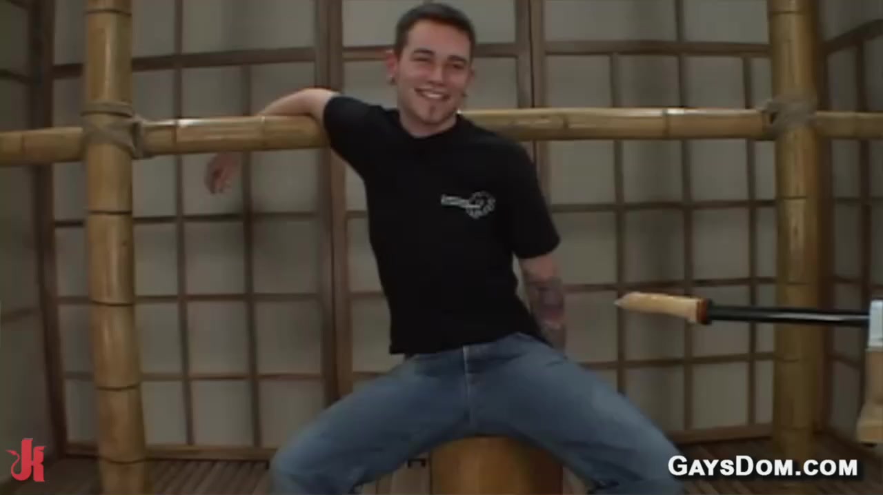 Skinny gay butt machine fucked
