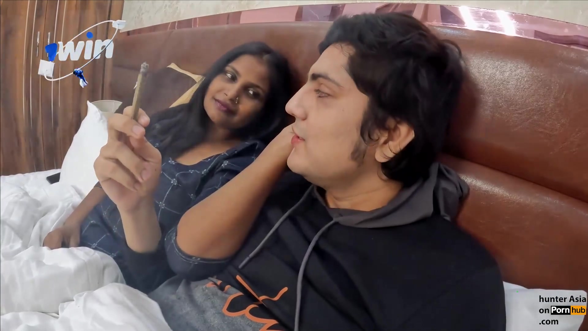 Hot  bhabhi Sandhya porking in hotel! beautiful hardcore porn!