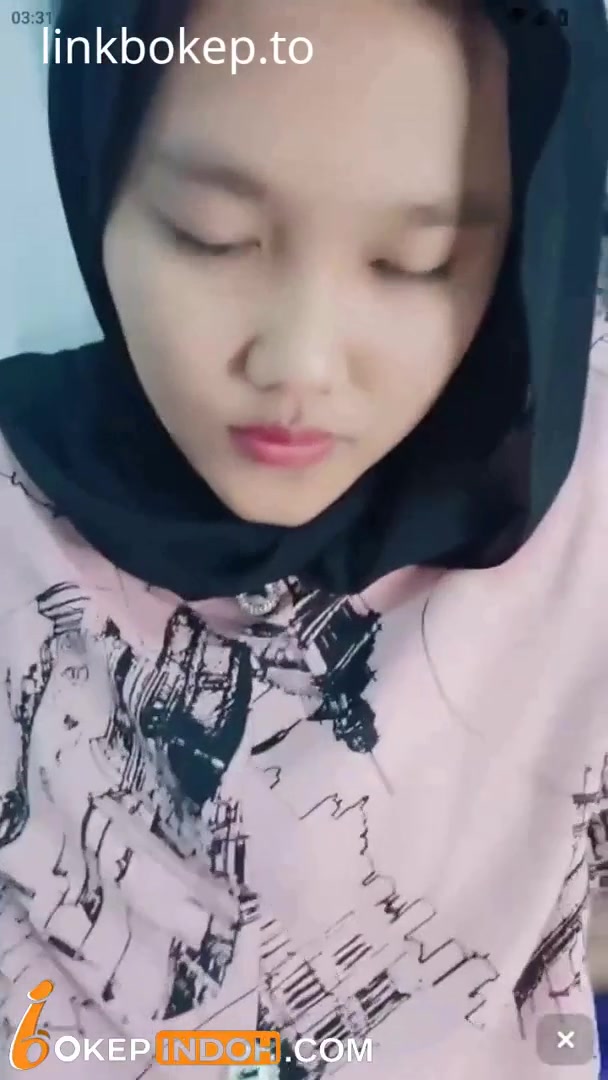 Hijab Polos Pasrah Kena Ewe Kakak