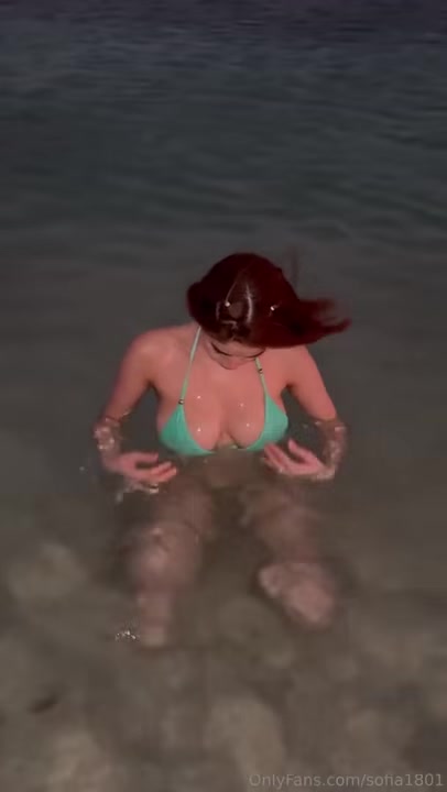 Hot ABG Asian Creampie By BWC Boyfriend At The Beach