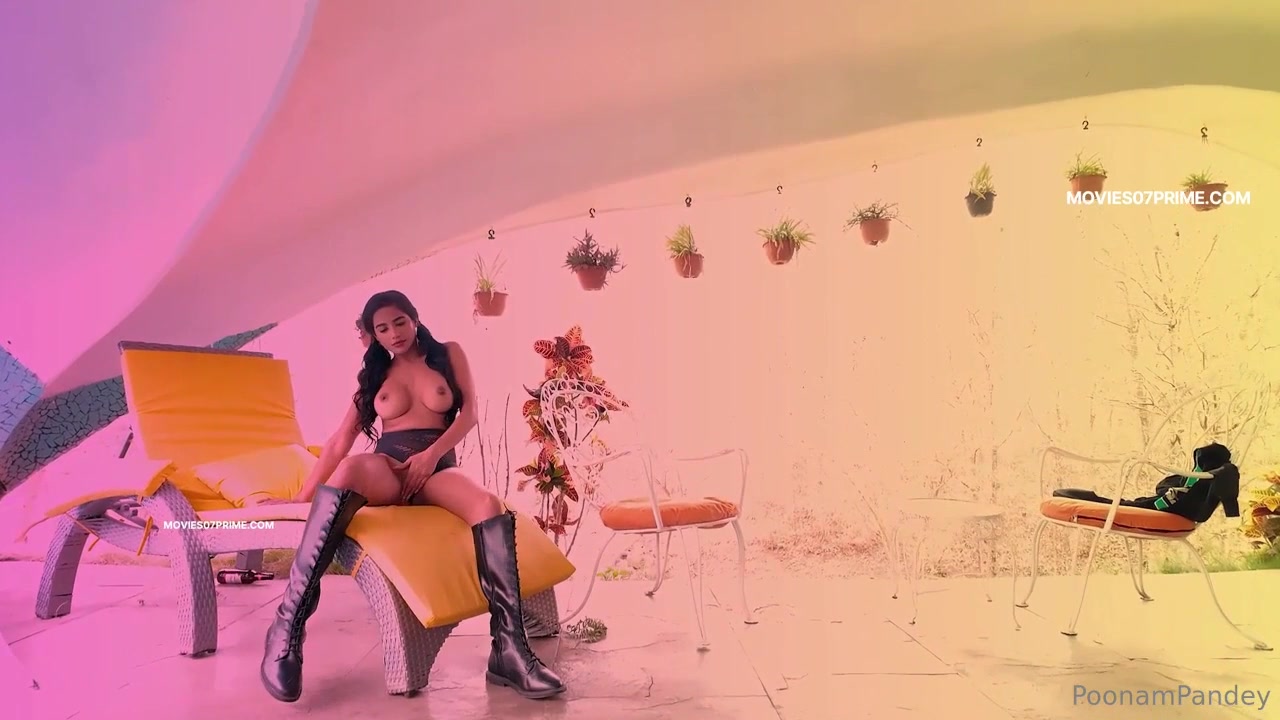 Poonam Pussy In Boots