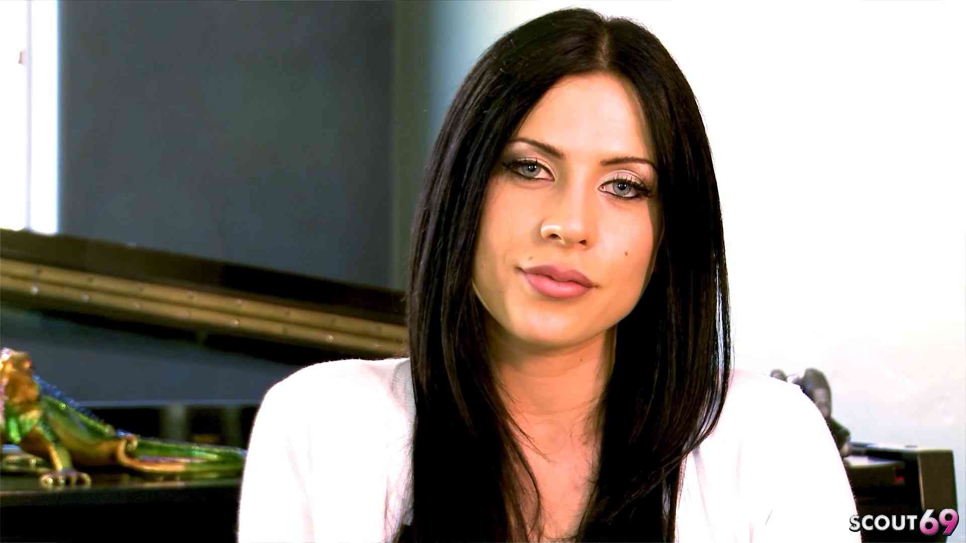 Beauty Bitch Pick Up for Casting Sex