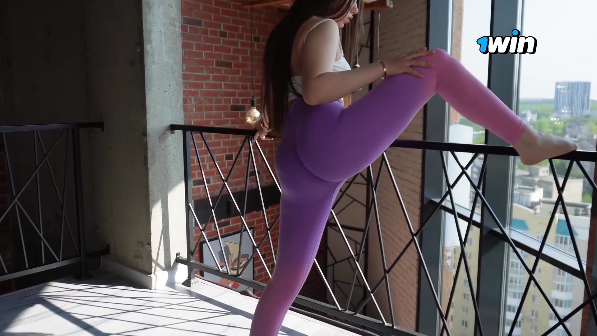 Deluxe_Bitch boinks stepsister's humid cunt, inexperienced homemade bare yoga!