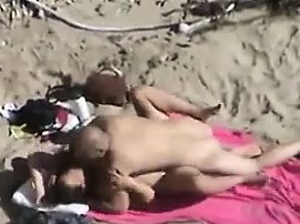 Horny Couple Watched Fucking At The Beach