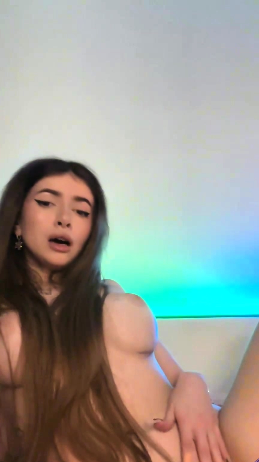 Adrianna Savu's huge titties are insatiable and ready for a