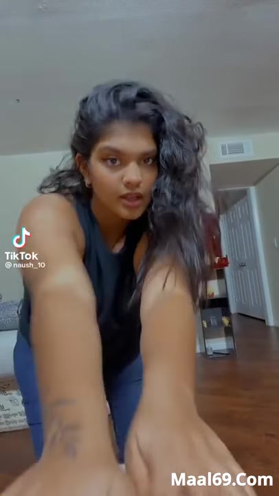 Desi Hot