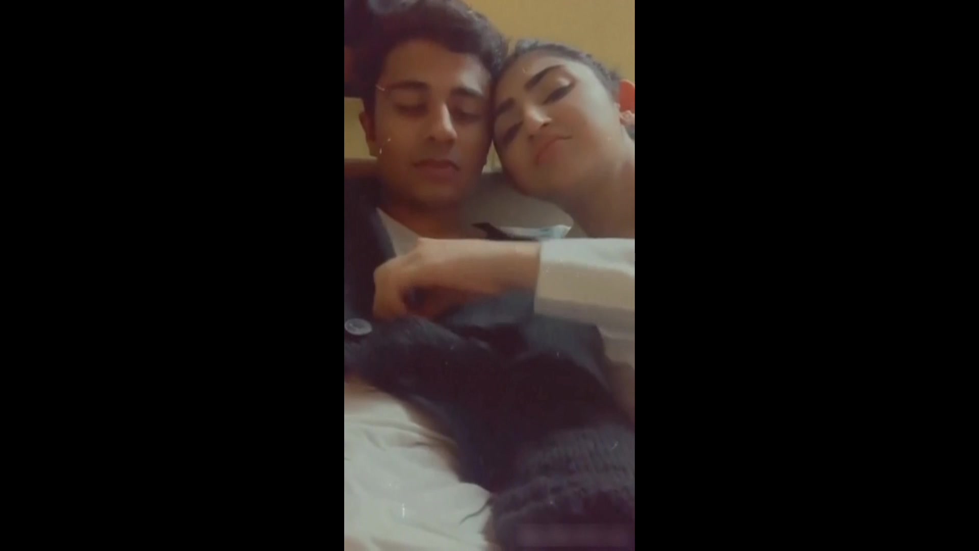 Girlfriend Ne Kapde Kholkar Lund Chusa