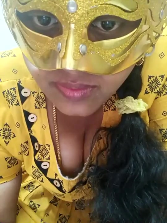 Tamil Aunty Vignee5_face
