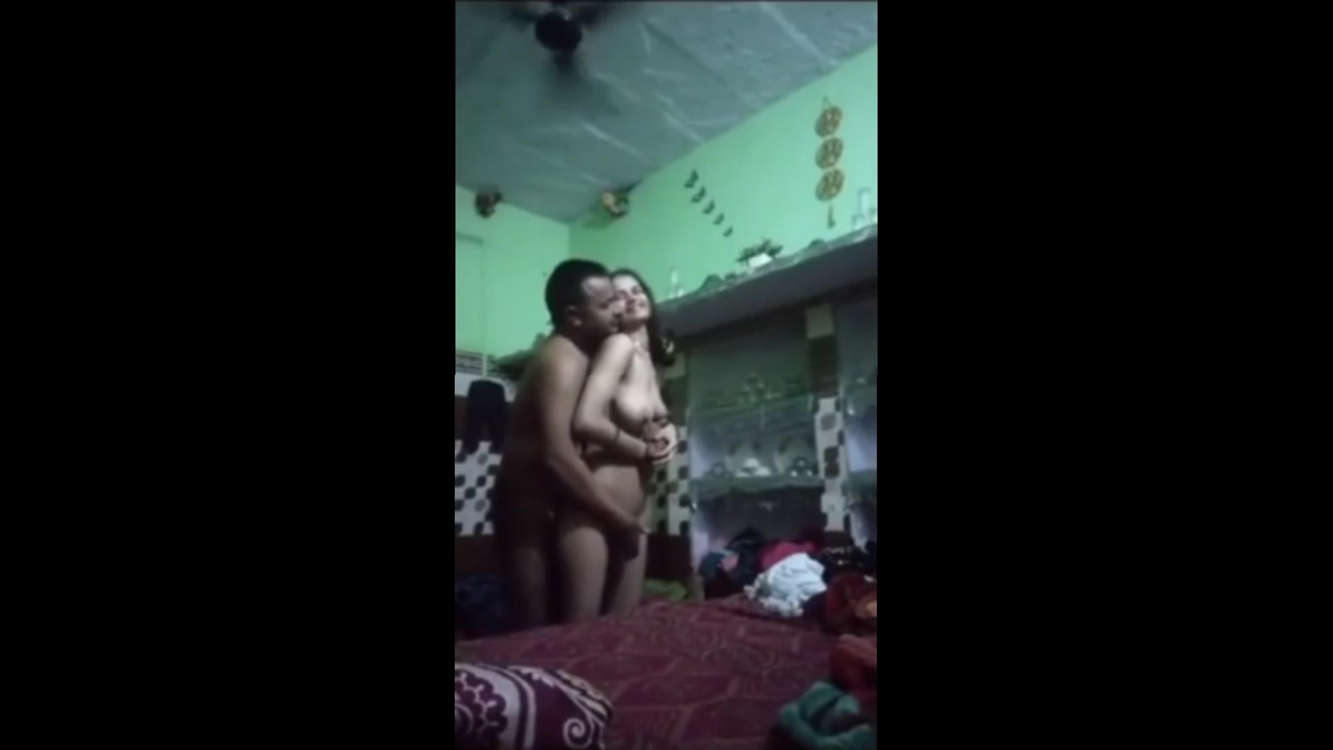Patni Ne Lund Ko Aise Chusa Jaise Amrit Mil Gaya Ho