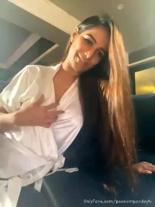Poonam Pandey 8th Jan 21 Live WM