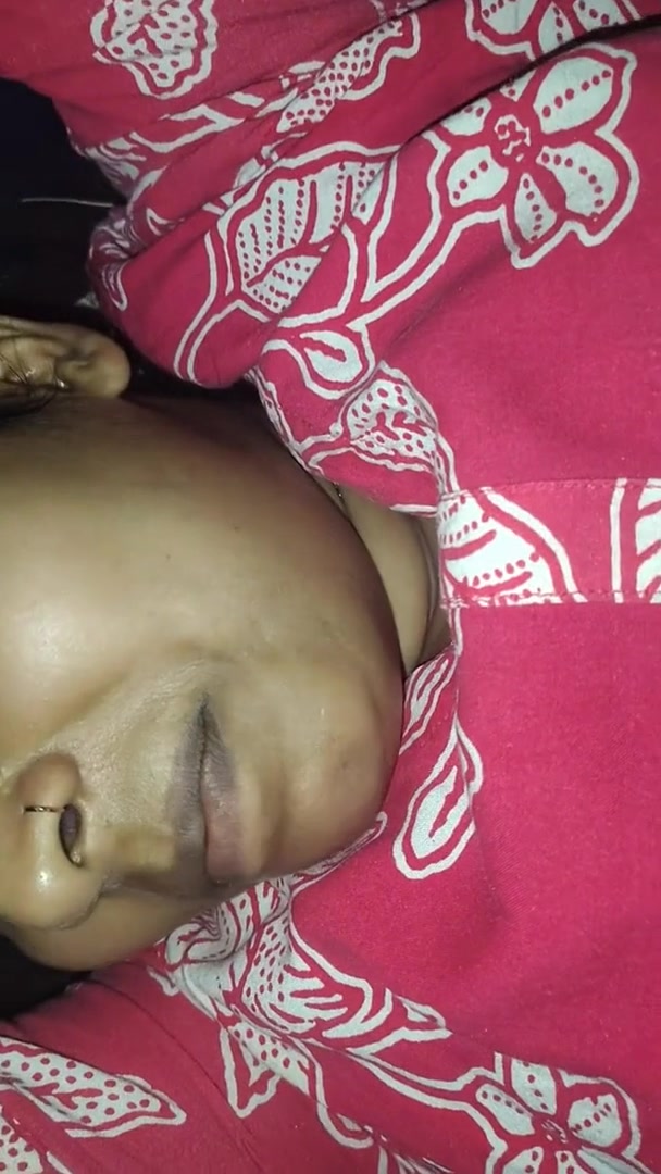 HInDI Desi Hotty Wife Uncut