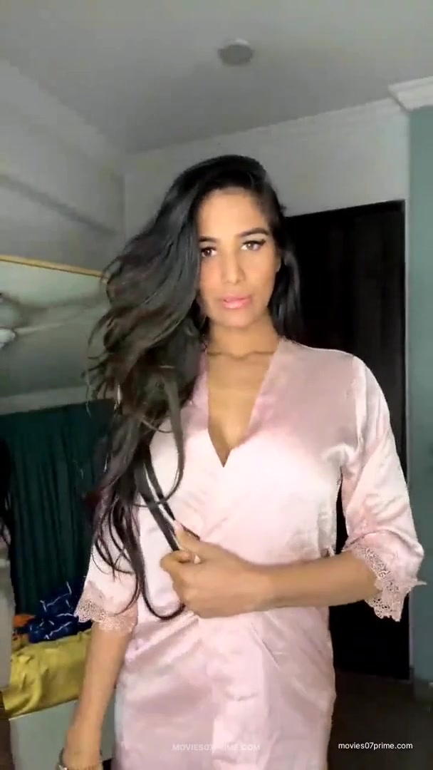 PoonamPanDeY 24 Jan 2024 VIP Live Poonam Pandey