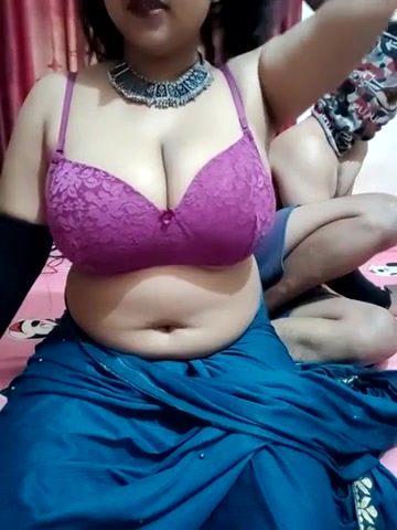 Hindi LiveSex Priya Raj LIVE बड़े बूब्ज़ वाली भाभी