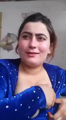 HInDI Hot Girl Romance With Boyfriend And Showing Big Boobs