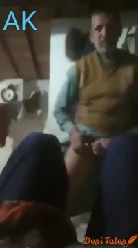 Pados Ke Old Uncle Ne Mujhe Ghar Mai Bhula Ke Chuda Aa Aa Desi Mms Video