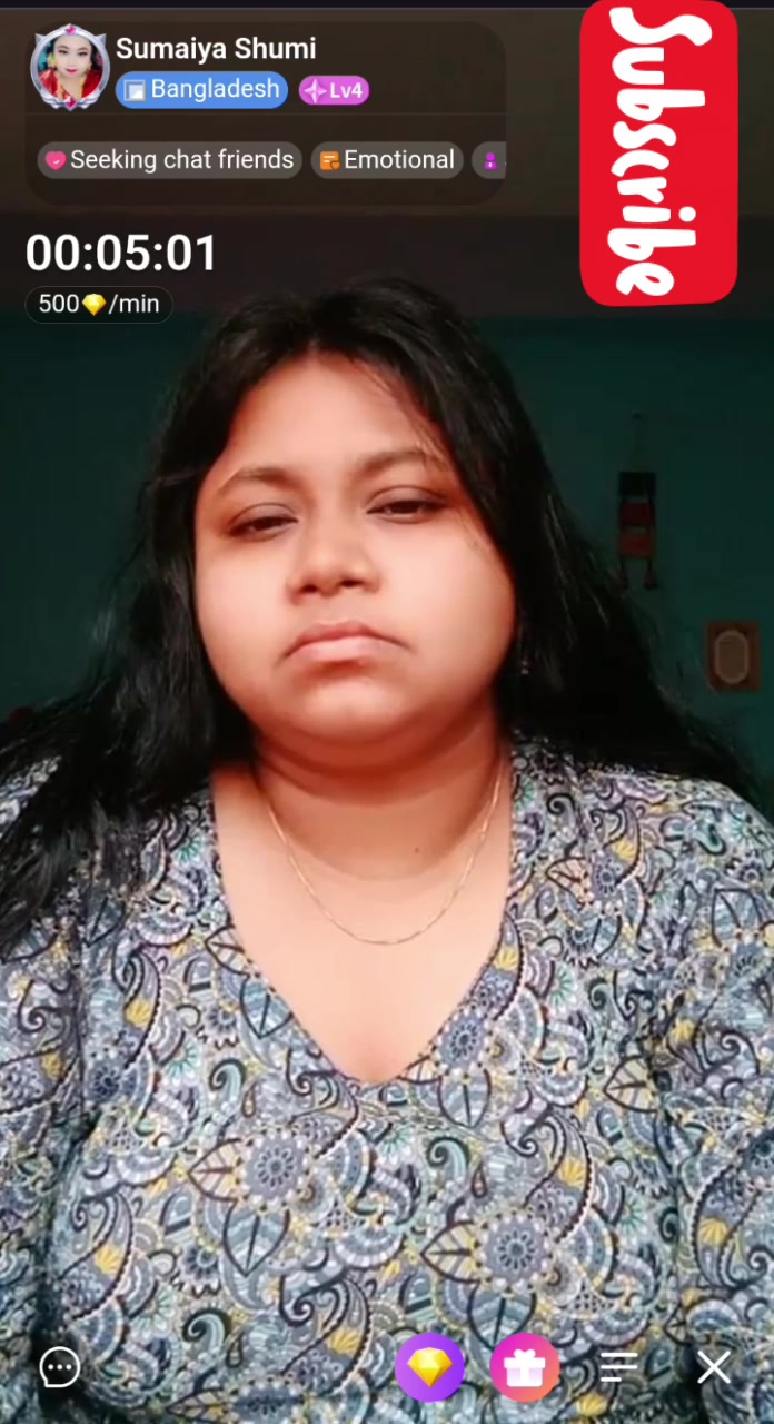 Sumaiya shumi chamet boobs show