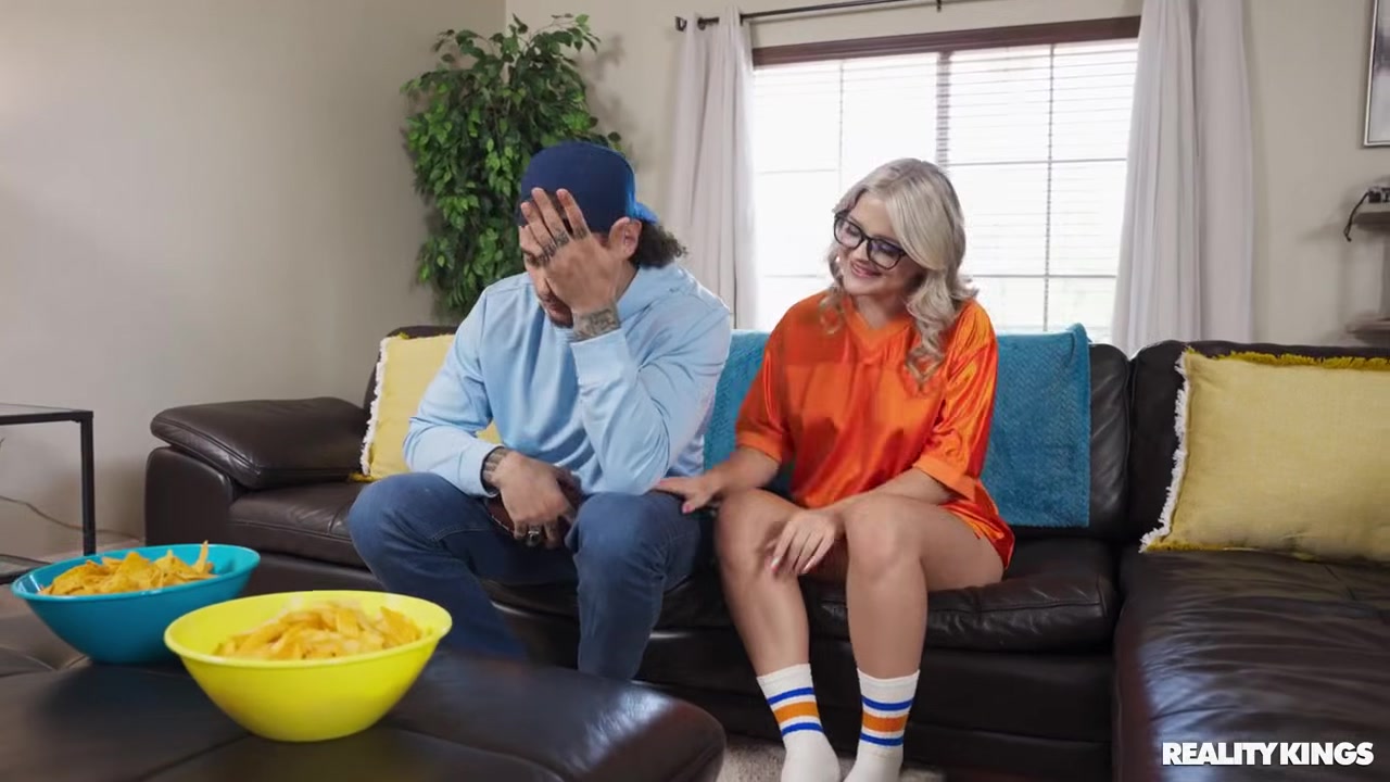 My BF Won't Anal - Jill Taylor, Parker Ambrose