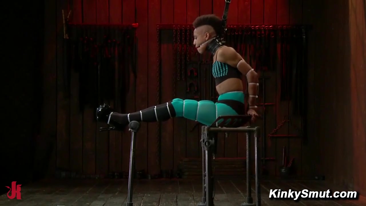 Ebony Stunner Nikki Darling In Extreme Anal Bdsm With Claire Adams