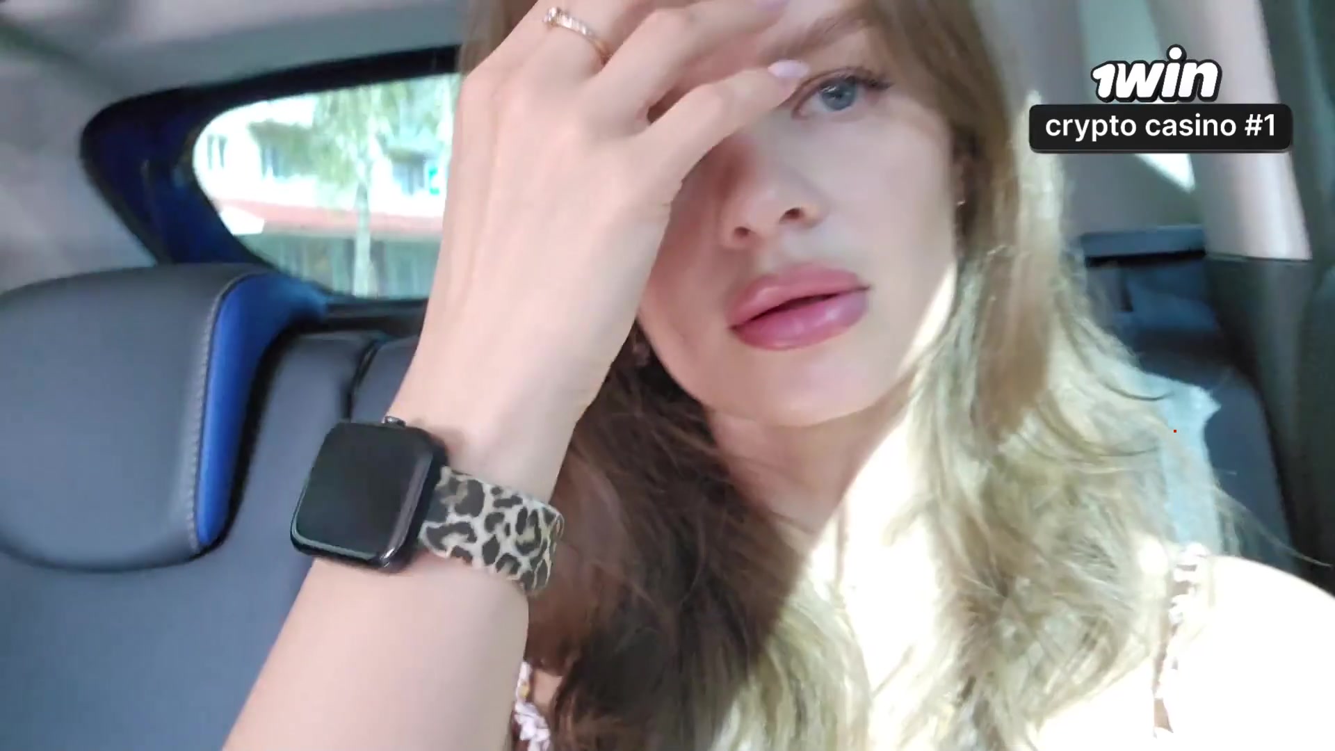 Wow, you streamed naked streamers and displayed off your pussy? That's so muddy