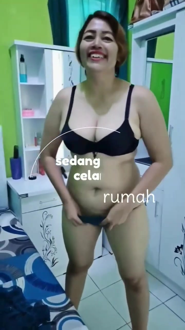 MARLBOROQUEENSEX - TANTE RAHMA RAHAYU KELIATAN JEMBUT NYA