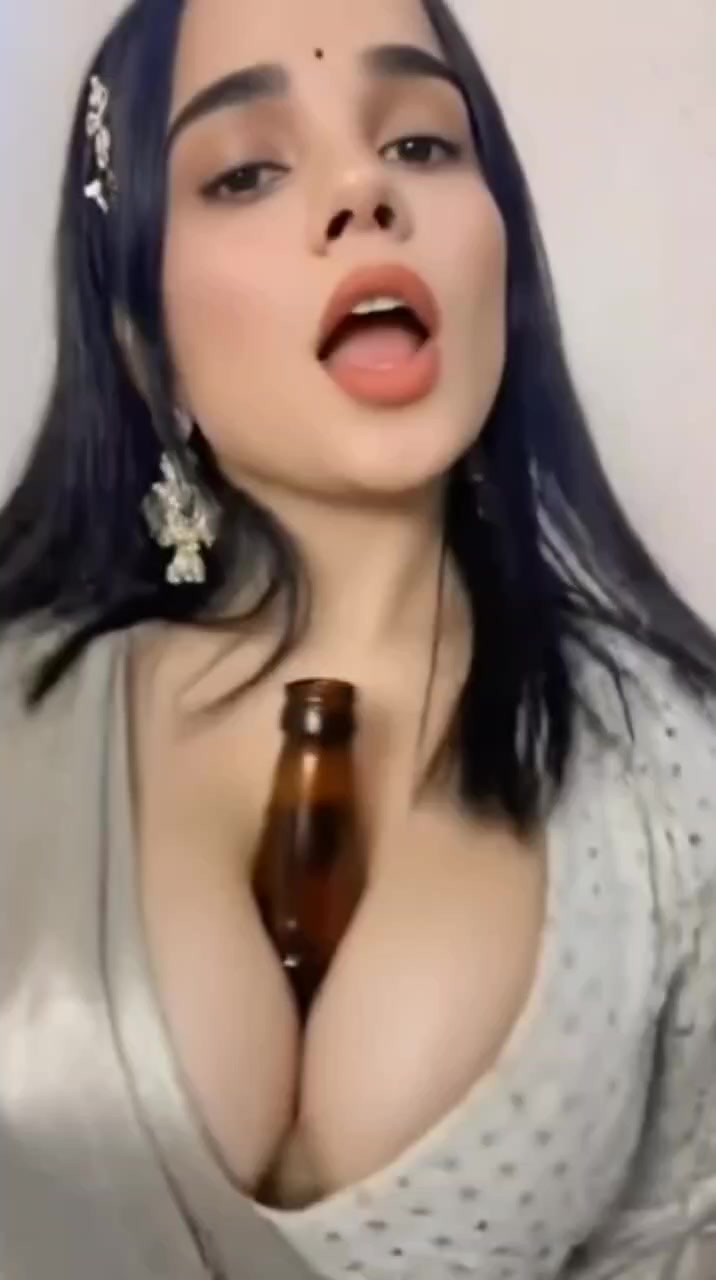 Sanskari hindu randi.