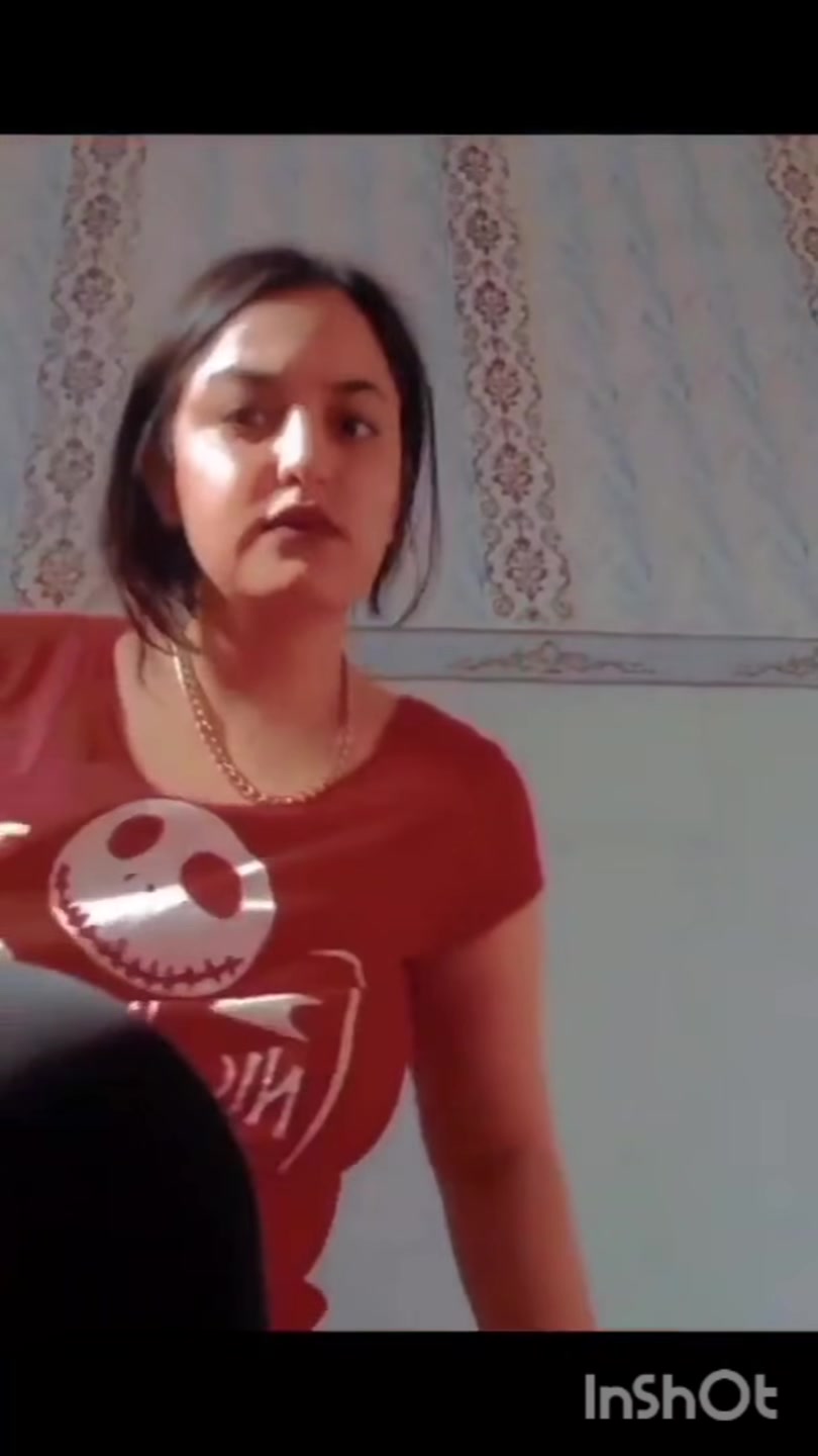 BEAUTIFUL BABE SQUEEZING BIG BOOBIES & FINGERING PINK MEATY PUSSY