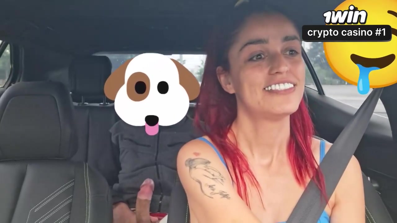 Sexy app driver provides greedy passenger with a horny rail - Brazil porn!